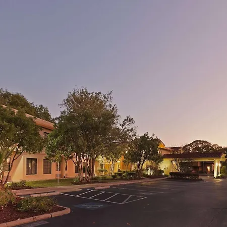 La Quinta Inn By Wyndham Austin Oltorf-2